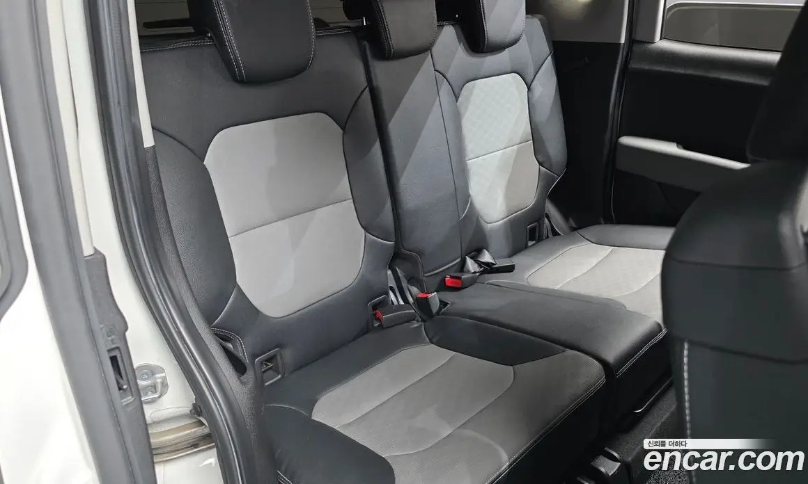 Kia Ray 2022 1.0 автомат (гидро), фото 11