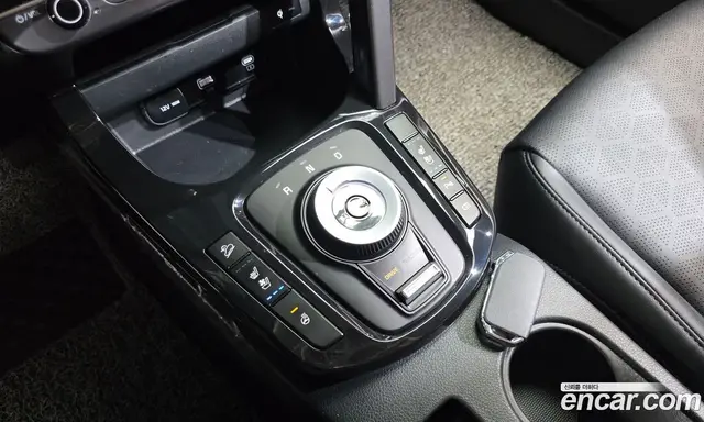 Kia Seltos 2024 1.6 автомат (гидро), миниатюра 9