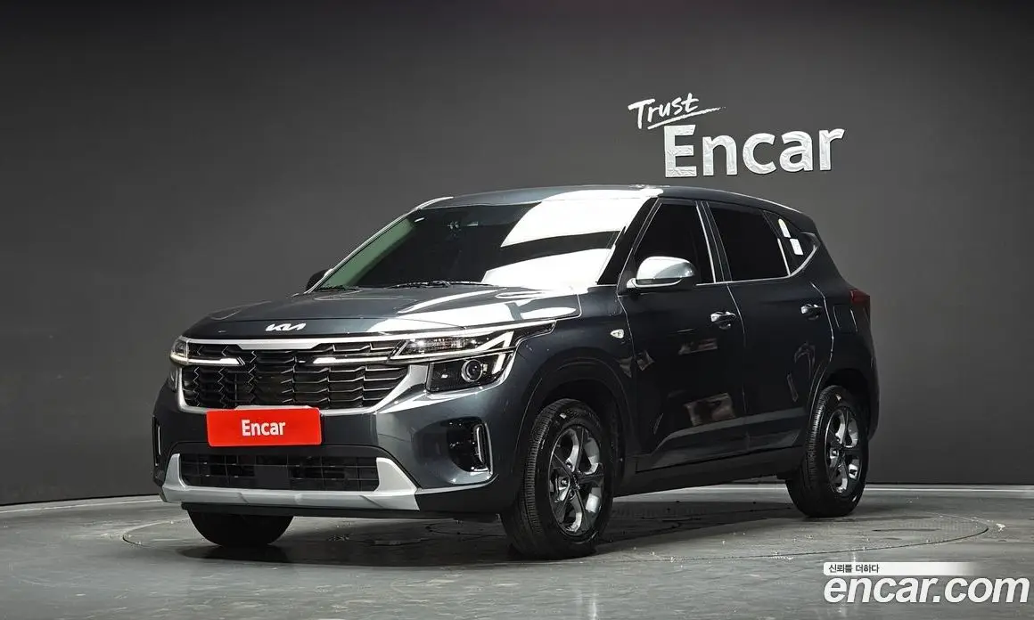 Kia Seltos 2024 2.0 автомат (гидро), фото 1 Kia Seltos 2024 2.0 автомат (гидро), фото 1