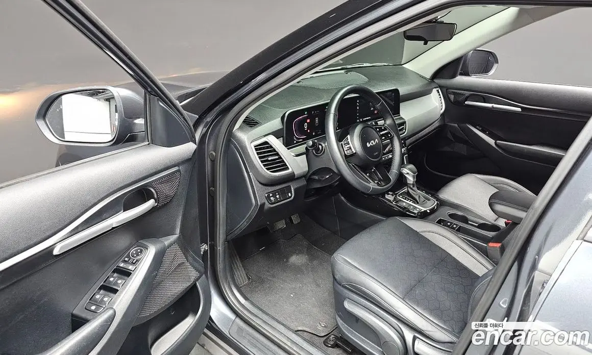 Kia Seltos 2024 2.0 автомат (гидро), фото 12 Kia Seltos 2024 2.0 автомат (гидро), фото 12