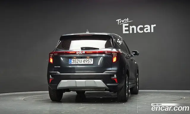 Kia Seltos 2024 2.0 автомат (гидро), миниатюра 4 Kia Seltos 2024 2.0 автомат (гидро), миниатюра 4
