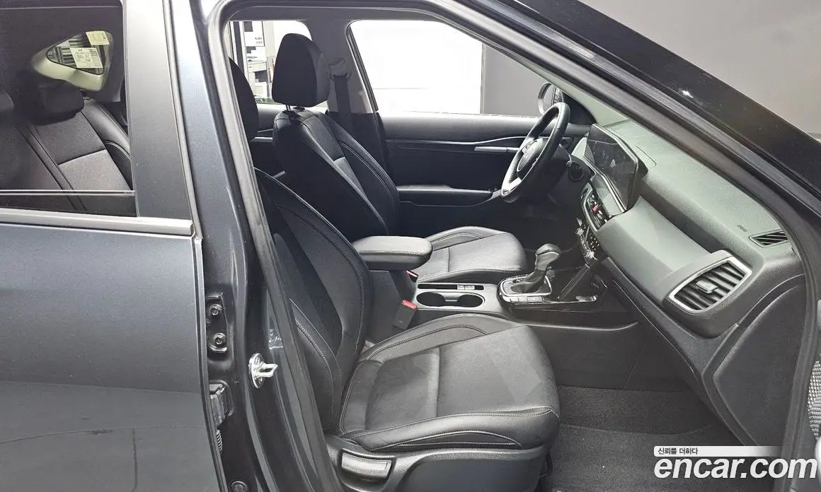 Kia Seltos 2024 2.0 автомат (гидро), фото 10 Kia Seltos 2024 2.0 автомат (гидро), фото 10