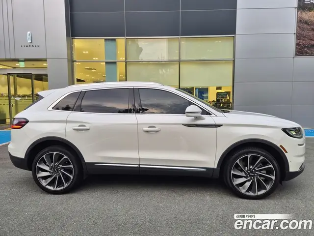 Lincoln Nautilus 2023 2.7 автомат (гидро), миниатюра 2