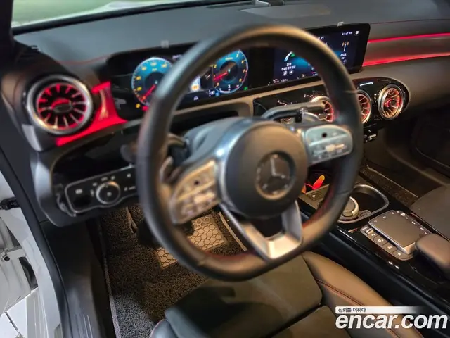 Mercedes-Benz CLA-Class 2021 2.0 автомат (гидро), миниатюра 9 Mercedes-Benz CLA-Class 2021 2.0 автомат (гидро), миниатюра 9