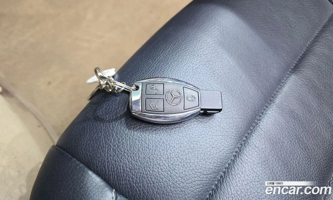 Mercedes-Benz E-Class 2015 2.0 автомат (гидро), фото 15 Mercedes-Benz E-Class 2015 2.0 автомат (гидро), фото 15