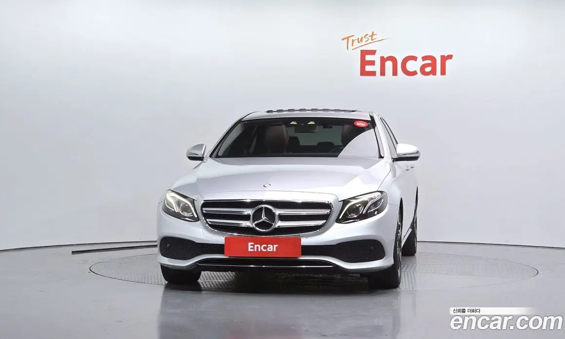 Mercedes-Benz E-Class 2016 1.9 автомат (гидро), фото 3 Mercedes-Benz E-Class 2016 1.9 автомат (гидро), фото 3
