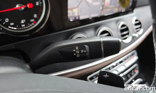 Mercedes-Benz E-Class 2016 1.9 автомат (гидро), миниатюра 9 Mercedes-Benz E-Class 2016 1.9 автомат (гидро), миниатюра 9