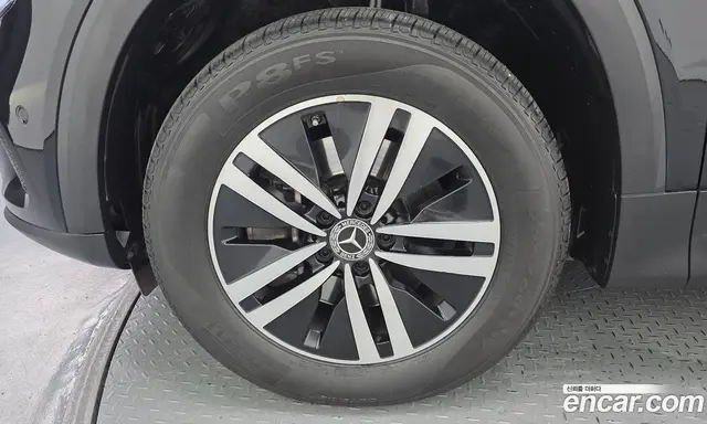 Mercedes-Benz GLB-Class 2021 1.9 автомат (гидро), миниатюра 5 Mercedes-Benz GLB-Class 2021 1.9 автомат (гидро), миниатюра 5