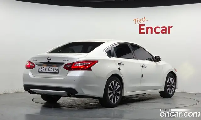 Nissan Altima 2016 2.5 автомат (гидро), миниатюра 2