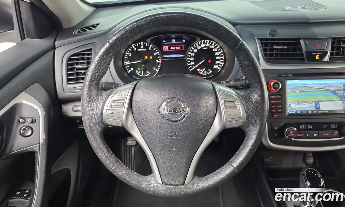 Nissan Altima 2016 2.5 автомат (гидро), фото 13