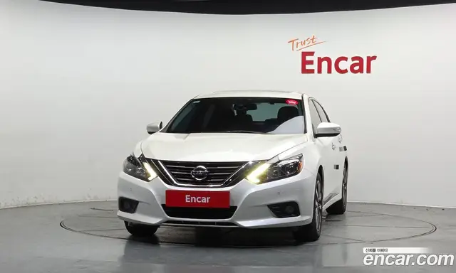 Nissan Altima 2016 2.5 автомат (гидро), миниатюра 3
