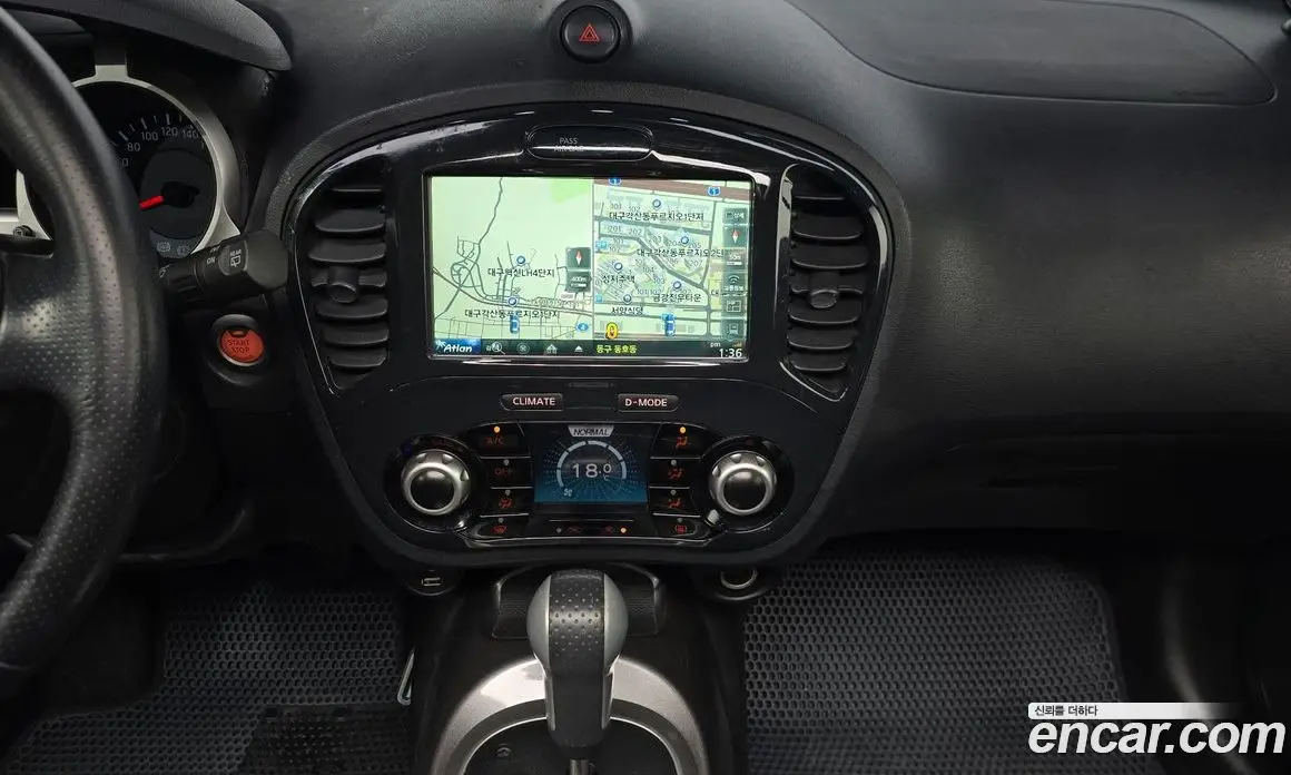 Nissan Juke 2014 1.6 автомат (гидро), фото 13
