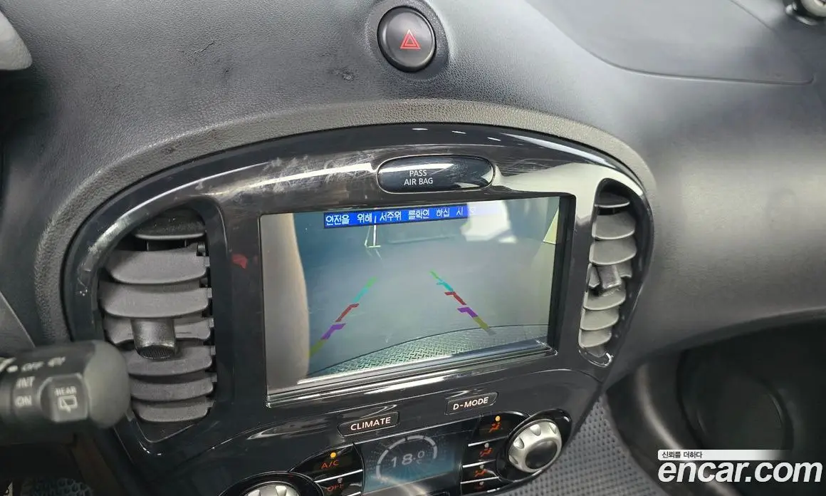 Nissan Juke 2014 1.6 автомат (гидро), фото 14