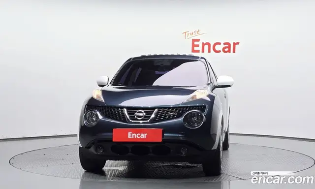 Nissan Juke 2014 1.6 автомат (гидро), миниатюра 3