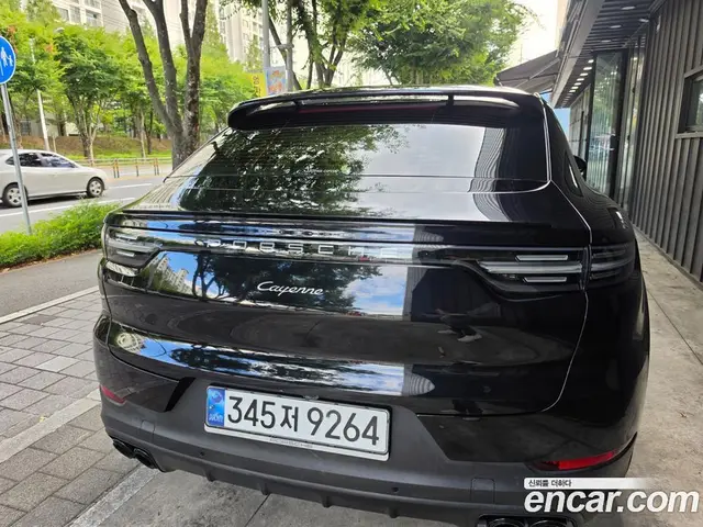 Porsche Cayenne 2022 3.0 автомат (гидро), миниатюра 2