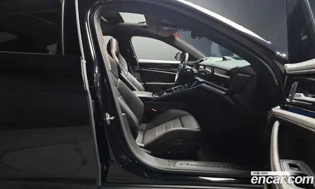 Porsche Panamera 2025 4.0 автомат (гидро), миниатюра 10 Porsche Panamera 2025 4.0 автомат (гидро), миниатюра 10