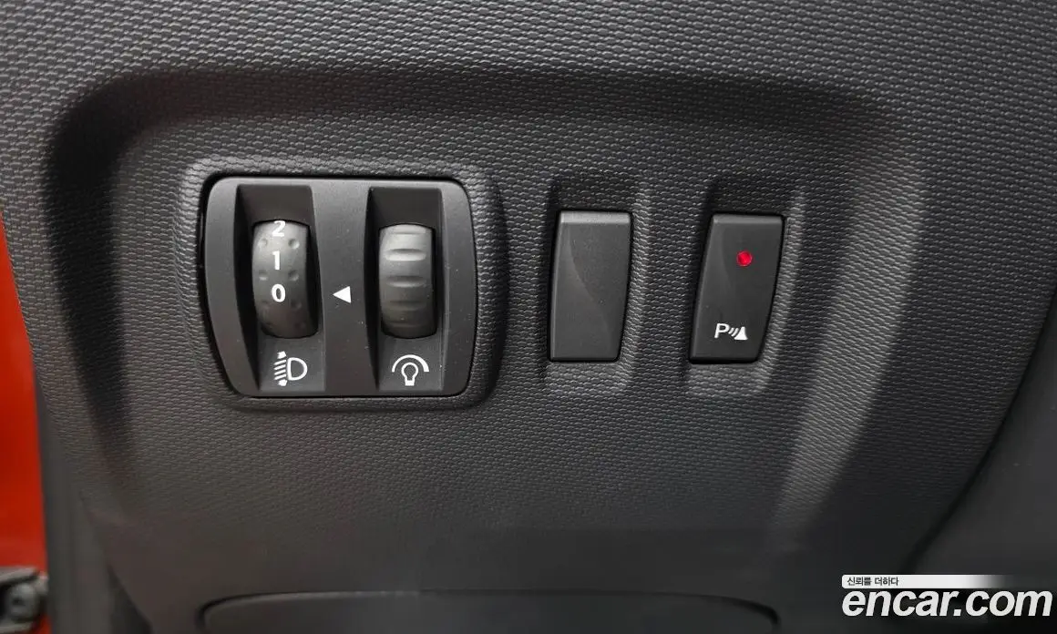 Renault (Samsung) QM3 2014 1.5 автомат (гидро), фото 12 Renault (Samsung) QM3 2014 1.5 автомат (гидро), фото 12