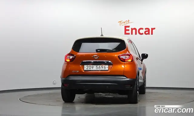 Renault (Samsung) QM3 2014 1.5 автомат (гидро), миниатюра 4 Renault (Samsung) QM3 2014 1.5 автомат (гидро), миниатюра 4