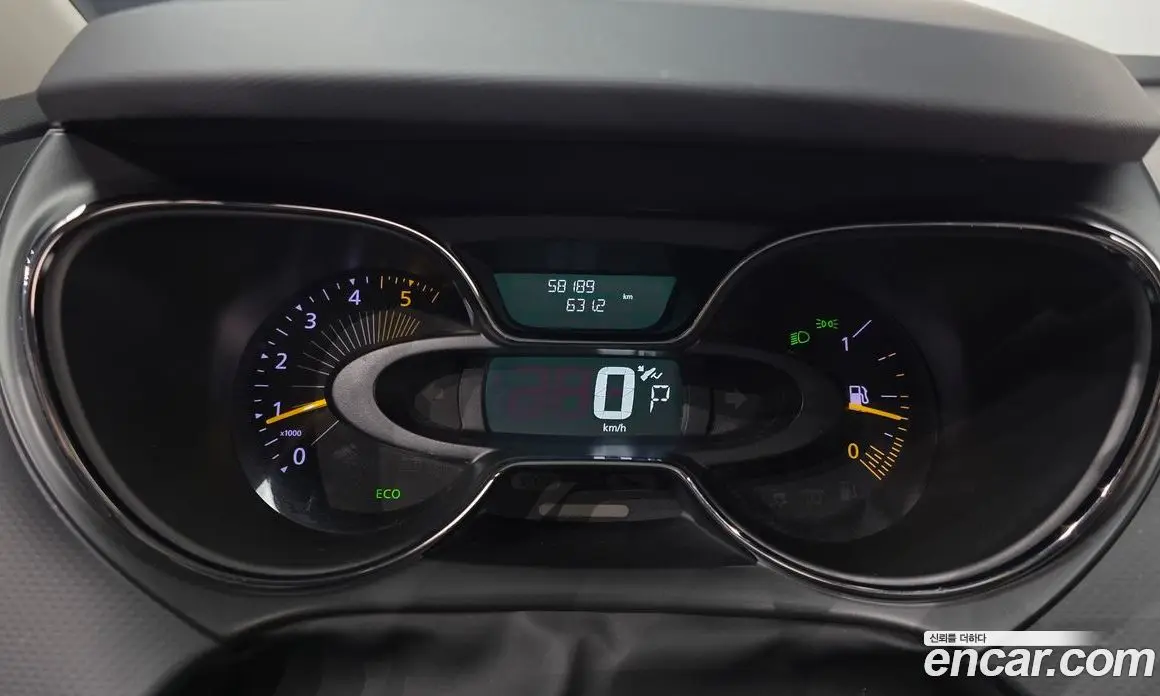 Renault (Samsung) QM3 2014 1.5 автомат (гидро), фото 8 Renault (Samsung) QM3 2014 1.5 автомат (гидро), фото 8