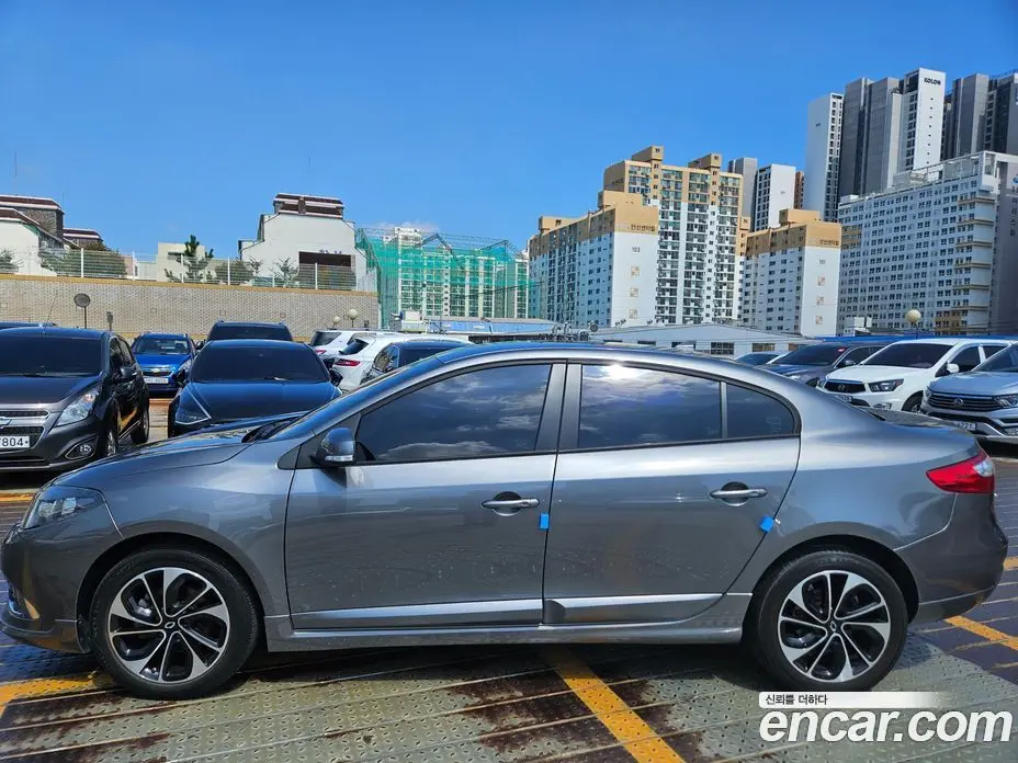 Renault (Samsung) SM3 2015 1.6 автомат (гидро), фото 7 Renault (Samsung) SM3 2015 1.6 автомат (гидро), фото 7