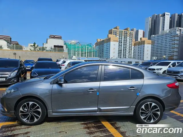 Renault (Samsung) SM3 2015 1.6 автомат (гидро), миниатюра 7 Renault (Samsung) SM3 2015 1.6 автомат (гидро), миниатюра 7