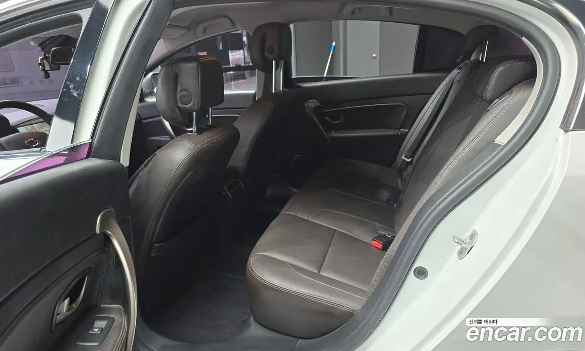 Renault (Samsung) SM5 2014 2.0 автомат (гидро), фото 13 Renault (Samsung) SM5 2014 2.0 автомат (гидро), фото 13