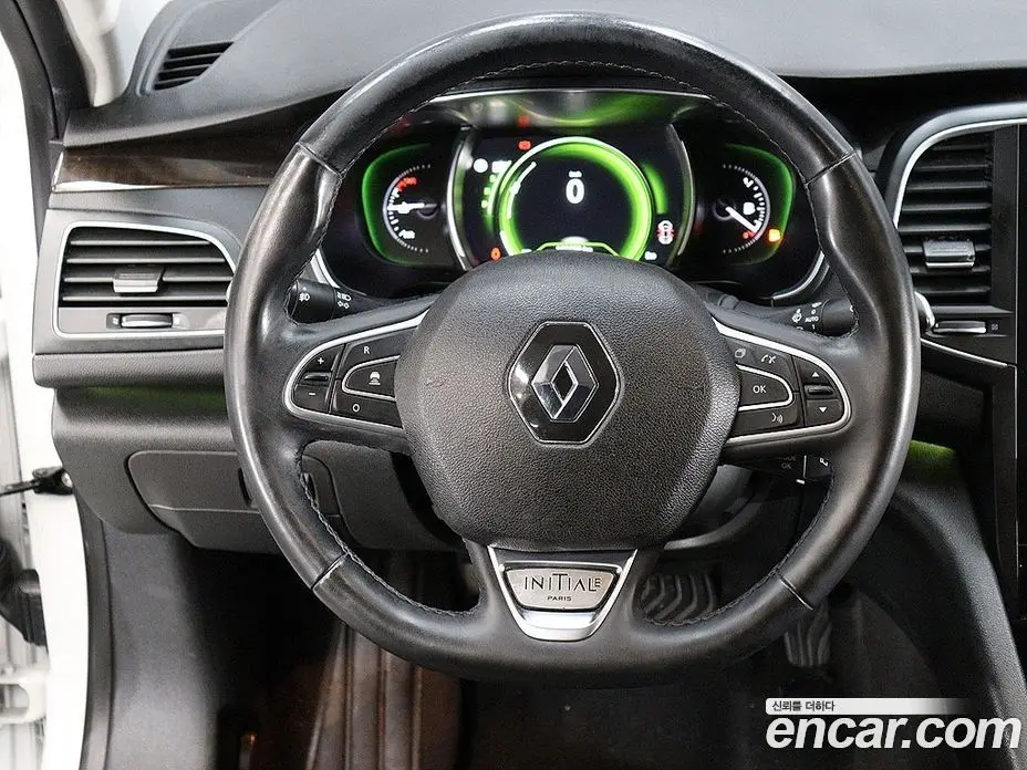 Renault (Samsung) SM6 2016 1.6 автомат (гидро), фото 15 Renault (Samsung) SM6 2016 1.6 автомат (гидро), фото 15