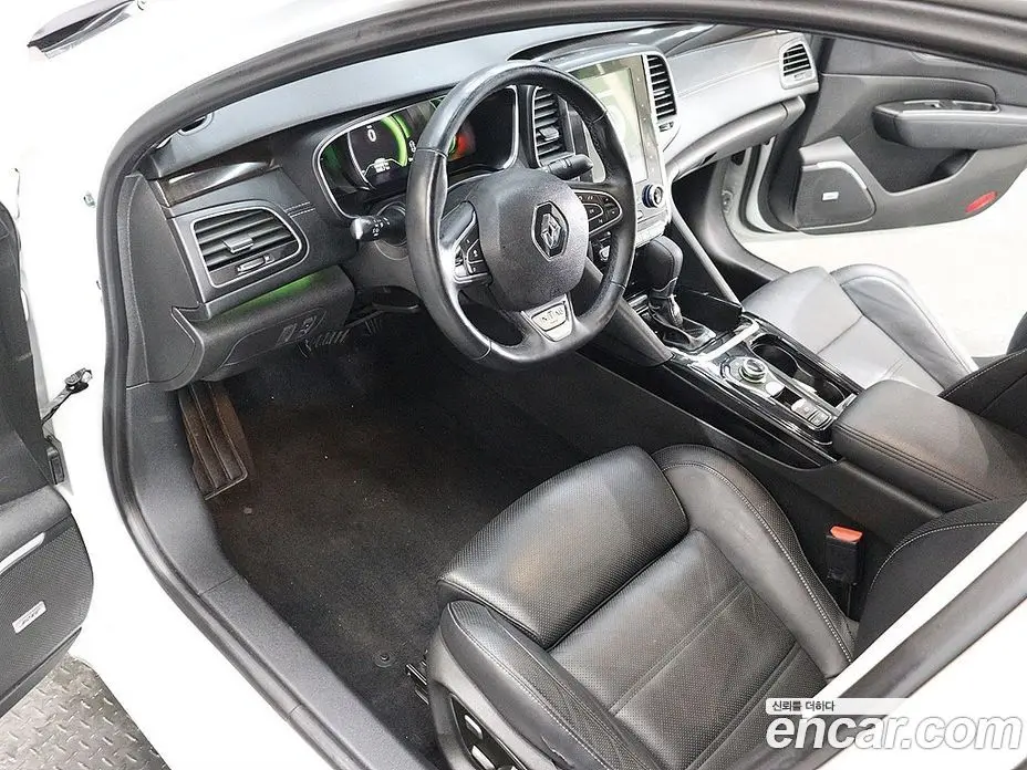 Renault (Samsung) SM6 2016 1.6 автомат (гидро), фото 17 Renault (Samsung) SM6 2016 1.6 автомат (гидро), фото 17