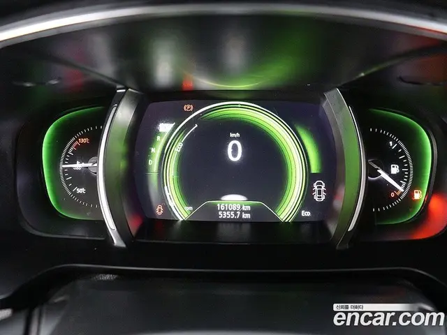 Renault (Samsung) SM6 2016 1.6 автомат (гидро), миниатюра 6 Renault (Samsung) SM6 2016 1.6 автомат (гидро), миниатюра 6