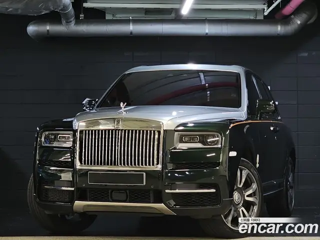 Rolls-Royce Cullinan, 2023, 9 700 км Rolls-Royce Cullinan, 2023, 9 700 км