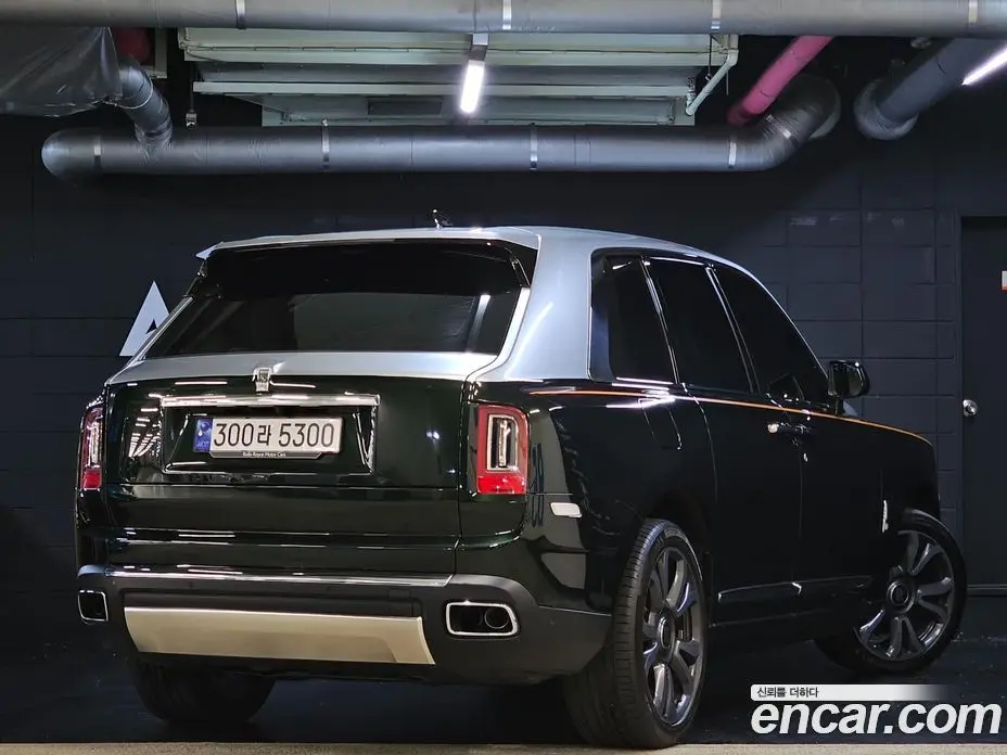 Rolls-Royce Cullinan 2023 6.7 автомат (гидро), фото 7 Rolls-Royce Cullinan 2023 6.7 автомат (гидро), фото 7