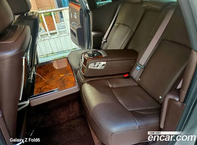 Rolls-Royce Ghost 2014 6.6 автомат (гидро), миниатюра 11