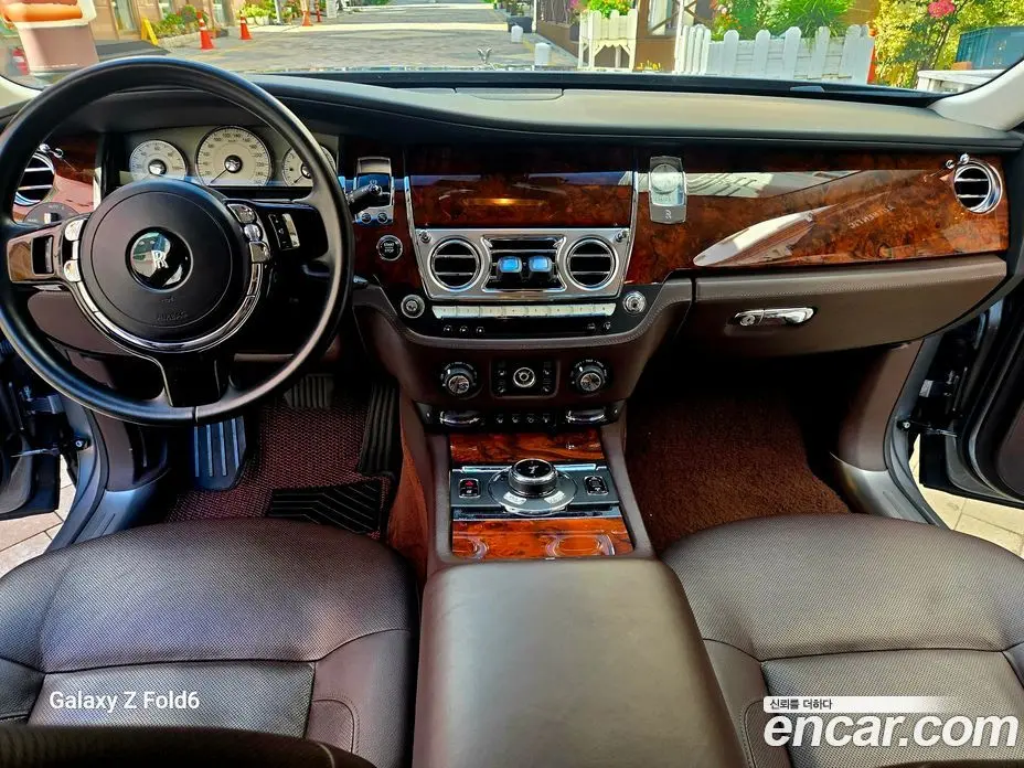 Rolls-Royce Ghost 2014 6.6 автомат (гидро), фото 15
