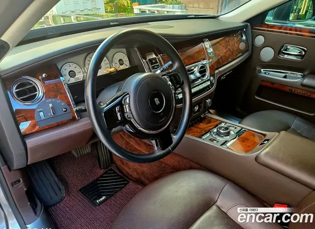 Rolls-Royce Ghost 2014 6.6 автомат (гидро), миниатюра 9