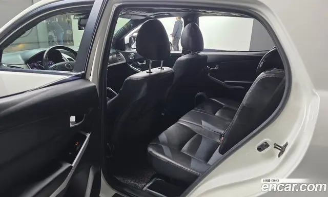 SsangYong Korando 2015 2.0 автомат (гидро), миниатюра 11 SsangYong Korando 2015 2.0 автомат (гидро), миниатюра 11