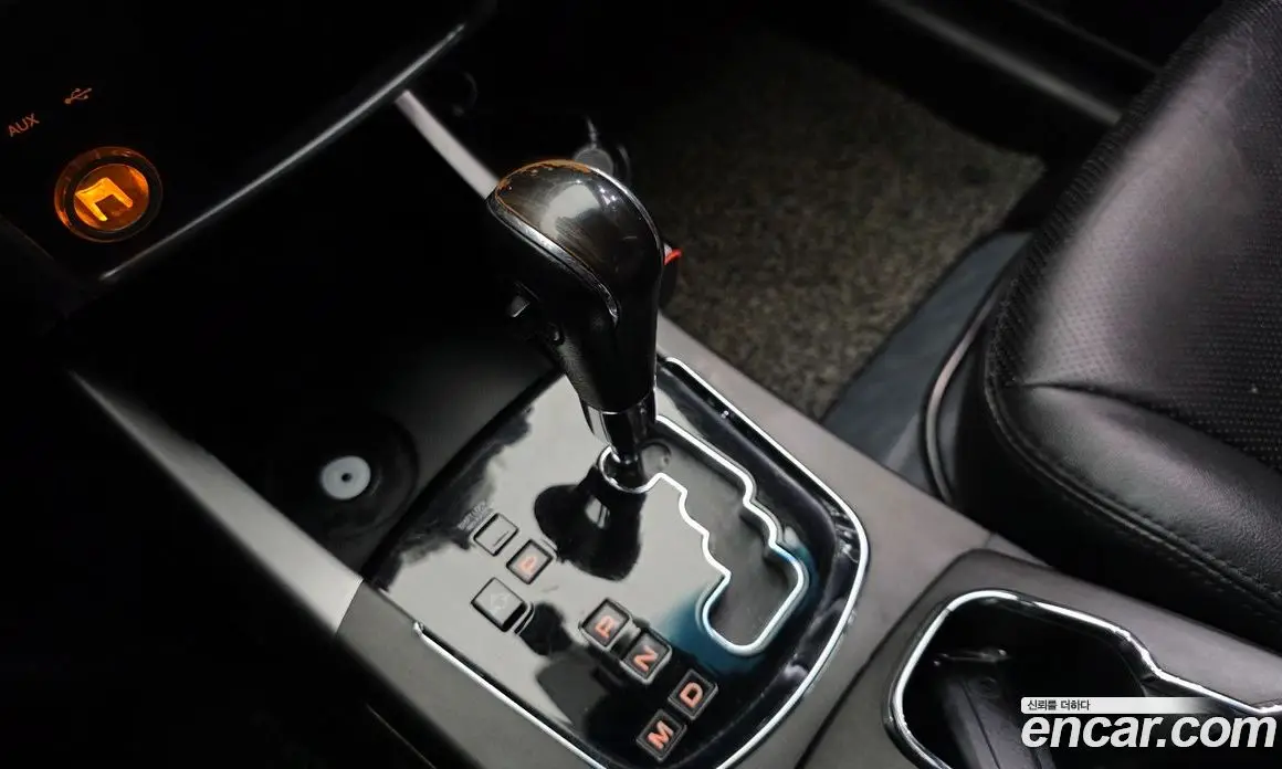 SsangYong Korando 2015 2.0 автомат (гидро), фото 9 SsangYong Korando 2015 2.0 автомат (гидро), фото 9