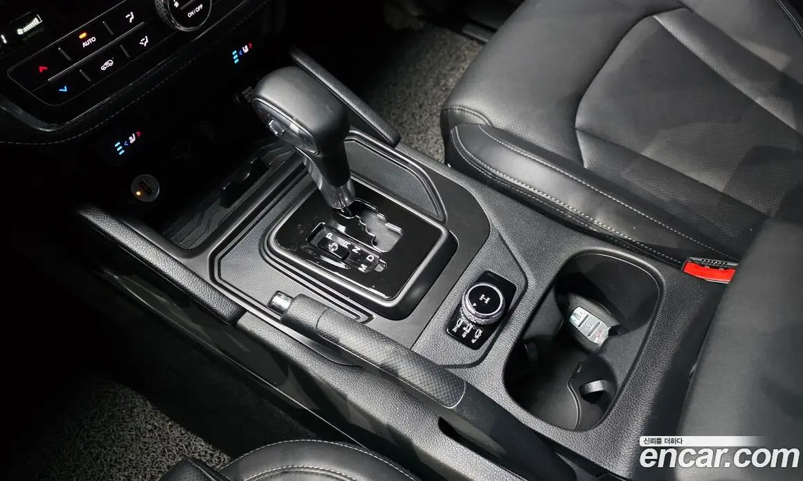SsangYong Rexton 2021 2.2 автомат (гидро), фото 9