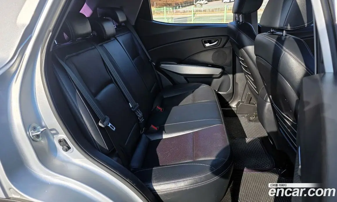 SsangYong TIBOLI 2015 1.6 автомат (гидро), фото 12 SsangYong TIBOLI 2015 1.6 автомат (гидро), фото 12