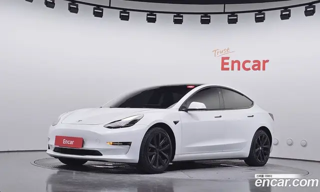 Tesla Model 3, 2021, 68 368 км