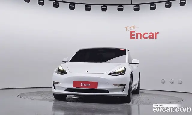 Tesla Model 3 2021 0.2 автомат (гидро), миниатюра 3