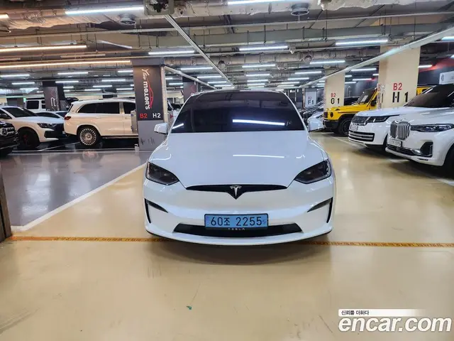 Tesla Model X 2024 0.3 автомат (гидро), миниатюра 2