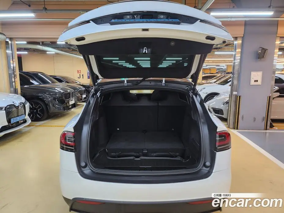 Tesla Model X 2024 0.3 автомат (гидро), фото 4