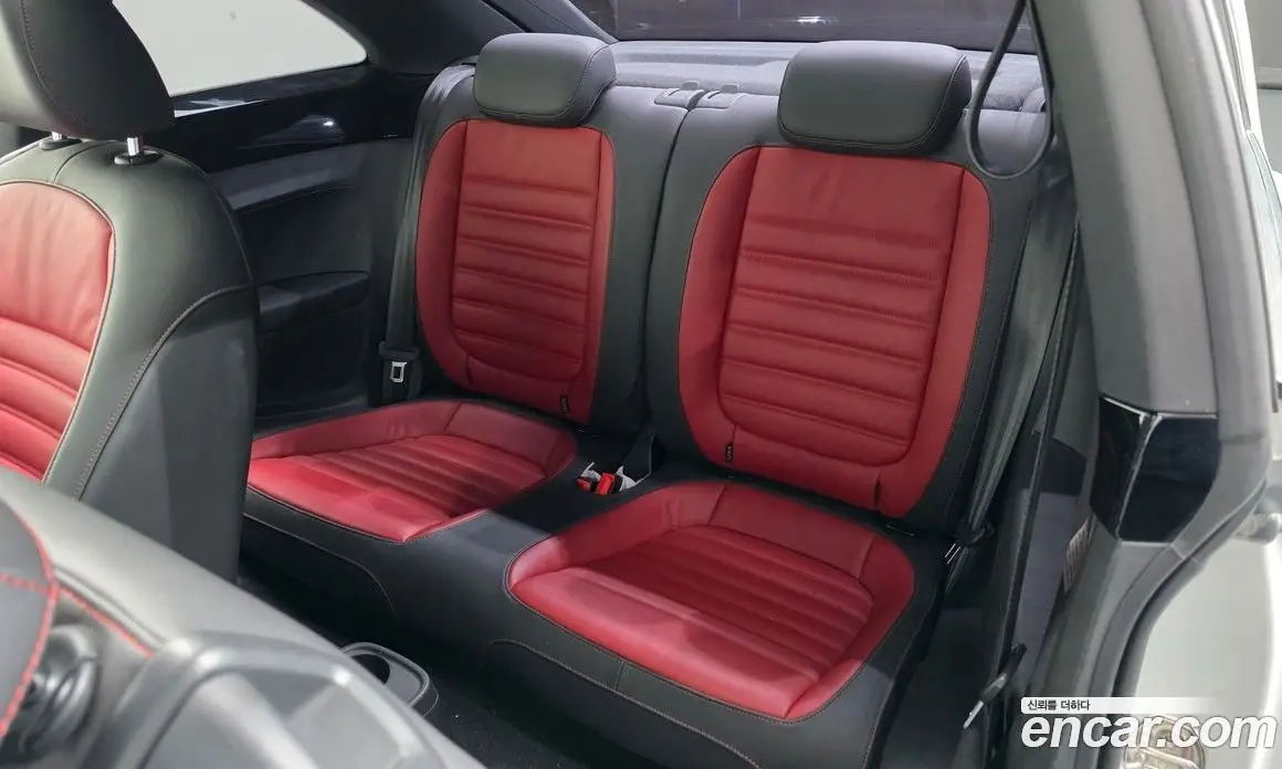 Volkswagen Beatle 2015 2.0 автомат (гидро), фото 12