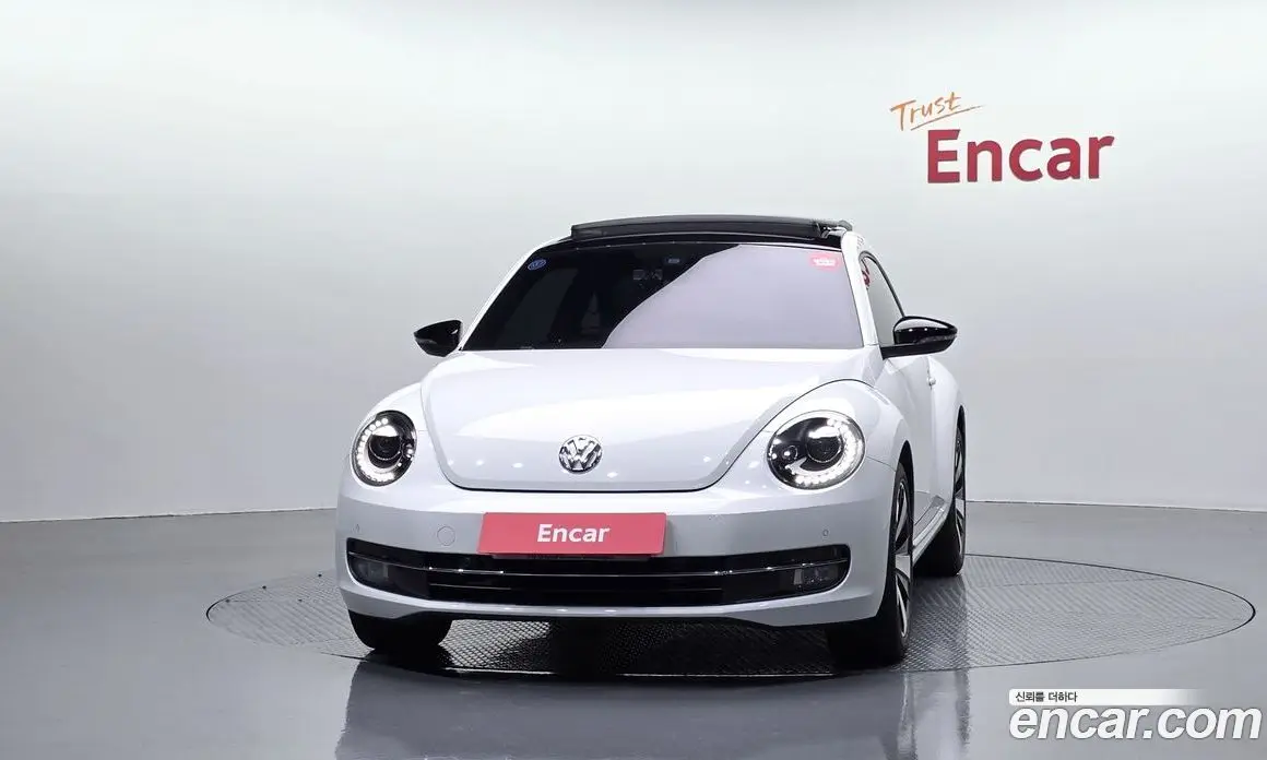 Volkswagen Beatle 2015 2.0 автомат (гидро), фото 3