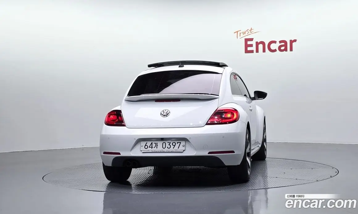 Volkswagen Beatle 2015 2.0 автомат (гидро), фото 4