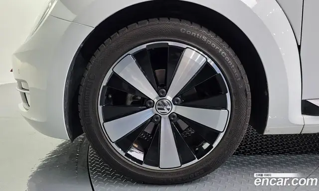 Volkswagen Beatle 2015 2.0 автомат (гидро), миниатюра 5