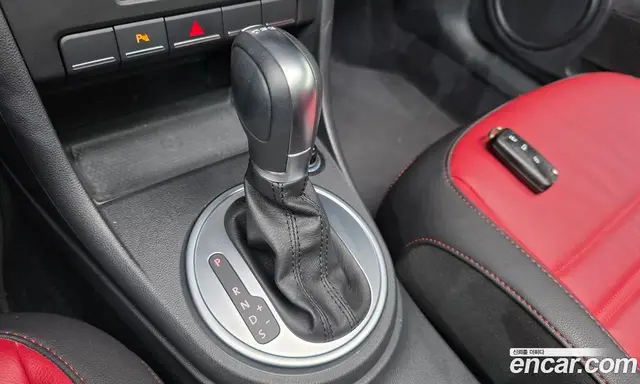 Volkswagen Beatle 2015 2.0 автомат (гидро), миниатюра 9