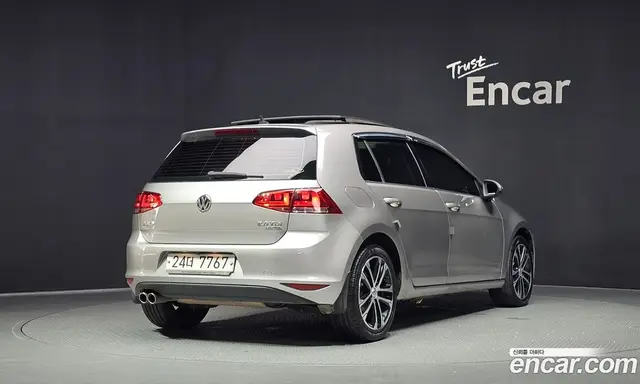 Volkswagen Golf 2013 2.0 автомат (гидро), миниатюра 2