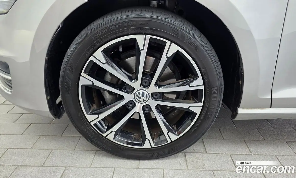 Volkswagen Golf 2013 2.0 автомат (гидро), фото 5