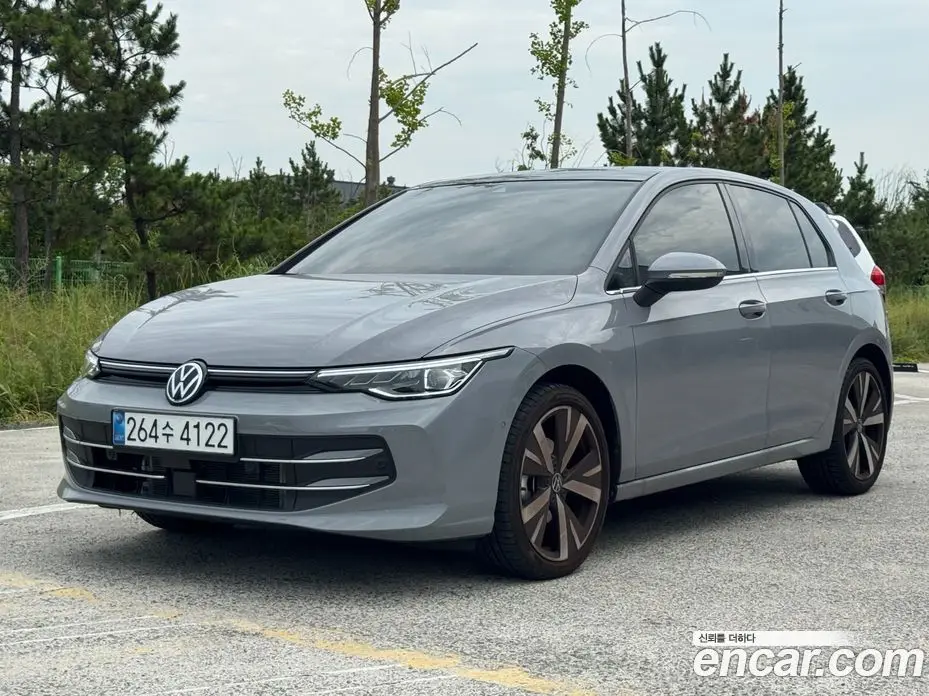 Volkswagen Golf 2025 2.0 автомат (гидро), фото 1 Volkswagen Golf 2025 2.0 автомат (гидро), фото 1